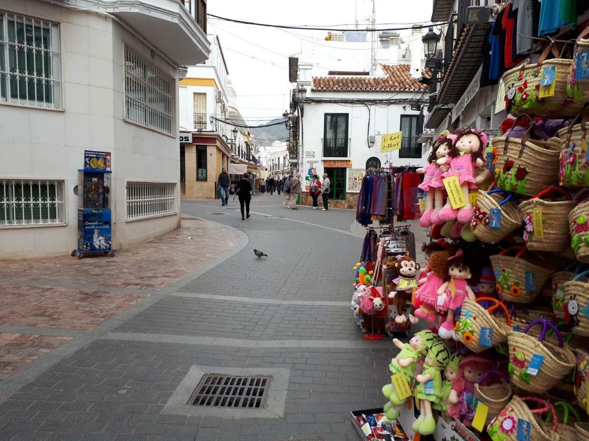 Calle Antonio Millon เนร์คา ภายนอก รูปภาพ